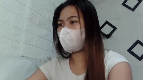 Snapshot of yoshiko_shine chatting on 2, 2, 2025 ASK ME online show from 2, 2, 2025