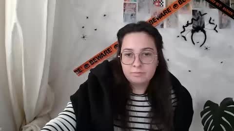 Snapshot of you_aurora chatting on 30, 9, 2025 Aurora online show from 30, 9, 2025