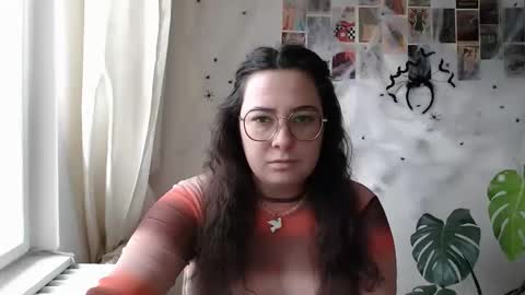 Snapshot of you_aurora chatting on 11, 10, 2025 Aurora online show from 11, 10, 2025