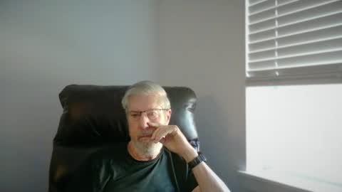 Snapshot of yougogirl_3 chatting on 30, 5, 2026 Colorado Guy Straight online show from 30, 5, 2026
