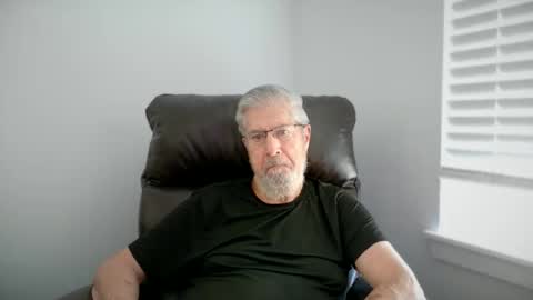 Snapshot of yougogirl_3 chatting on 31, 5, 2026 Colorado Guy Straight online show from 31, 5, 2026