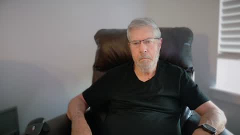 Snapshot of yougogirl_3 chatting on 2, 8, 2026 Colorado Guy Straight online show from 2, 8, 2026