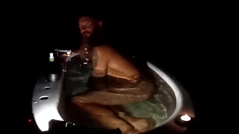 youllfall4me online show from 31, 10, 2025