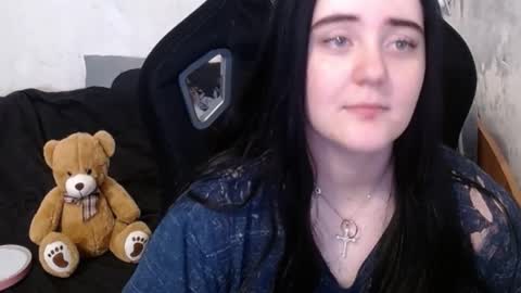 your_8a8y online show from 5, 3, 2025