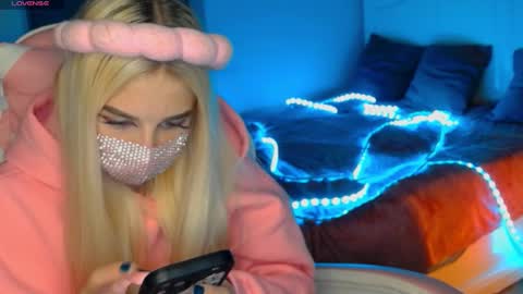 Snapshot of your___barbie chatting on 3, 1, 2025 Barbie online show from 3, 1, 2025