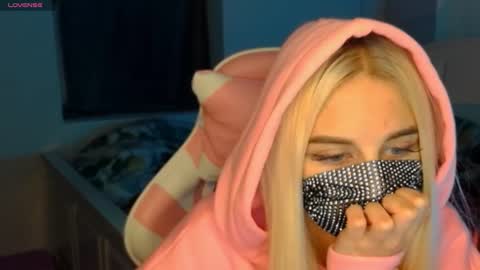 Snapshot of your___barbie chatting on 4, 1, 2025 Barbie online show from 4, 1, 2025