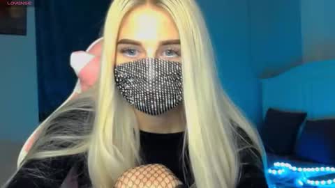 Snapshot of your___barbie chatting on 4, 1, 2025 Barbie online show from 4, 1, 2025