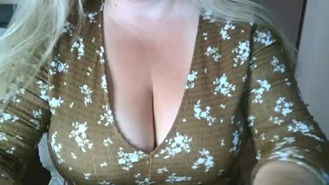Snapshot of your__maria chatting on 20, 7, 2026 Maria Love online show from 20, 7, 2026