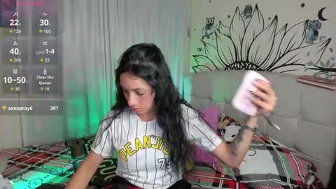Snapshot of your_beck chatting on 23, 10, 2025 mia3 online show from 23, 10, 2025