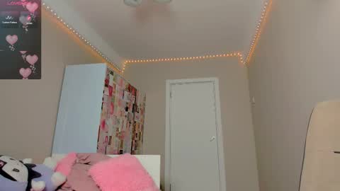 Snapshot of your_cute_aisha chatting on 15, 9, 2025 your_cute_aisha online show from 15, 9, 2025