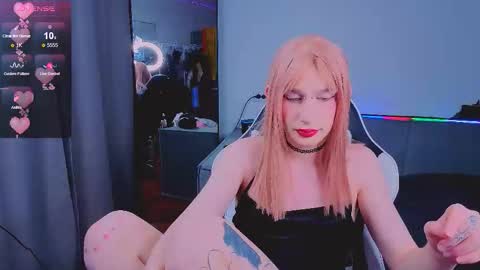 Snapshot of your_cute_aisha chatting on 22, 9, 2025 your_cute_aisha online show from 22, 9, 2025