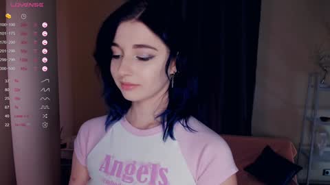 Lina online show from 22, 1, 2025