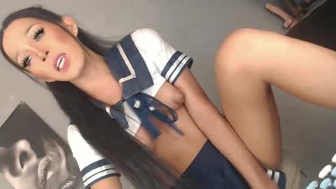 LARA online show from 18, 6, 2026