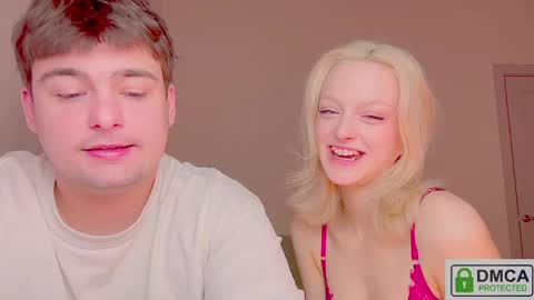 your_molly_mark online show from 5, 4, 2026