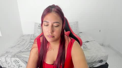 EMILY independent model online show from 4, 1, 2025