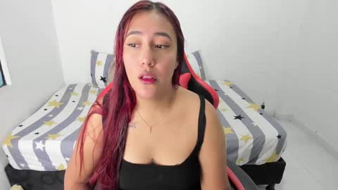 EMILY independent model online show from 12, 1, 2025