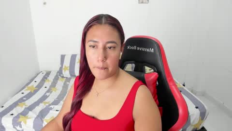 EMILY independent model online show from 14, 1, 2025