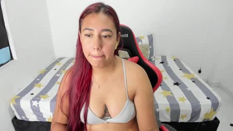 EMILY independent model online show from 15, 1, 2025