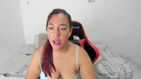EMILY independent model online show from 30, 1, 2025