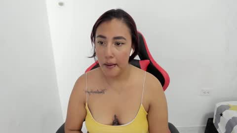 EMILY independent model online show from 10, 3, 2025