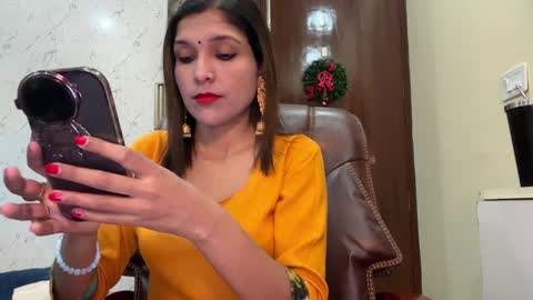 Snapshot of your_priya_77 chatting on 16, 1, 2025 sonam online show from 16, 1, 2025