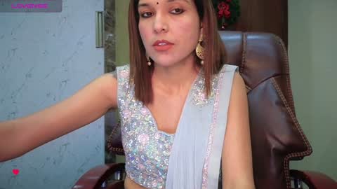 Snapshot of your_priya_77 chatting on 23, 1, 2025 sonam online show from 23, 1, 2025