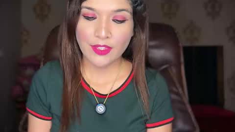 Snapshot of your_priya_77 chatting on 28, 10, 2025 sonam online show from 28, 10, 2025