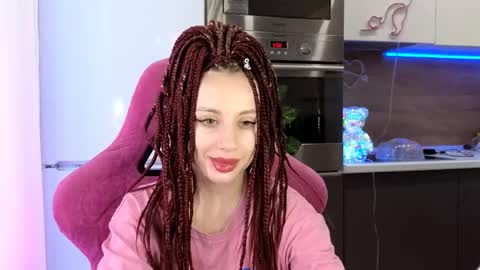 Snapshot of your_psychologist chatting on 25, 4, 2026 Alice online show from 25, 4, 2026