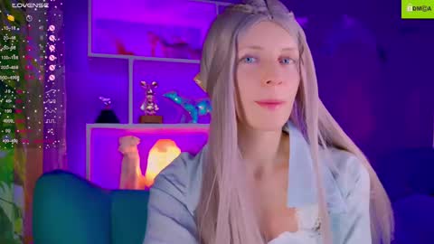 Snapshot of your_spring chatting on 28, 11, 2025 your_spring online show from 28, 11, 2025