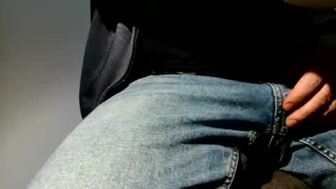 Snapshot of your_tipie chatting on 14, 4, 2026 your_tipie online show from 14, 4, 2026