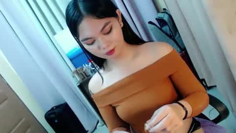 Snapshot of yourangelictransgirl chatting on 11, 12, 2024 Hi its me Yna online show from 11, 12, 2024