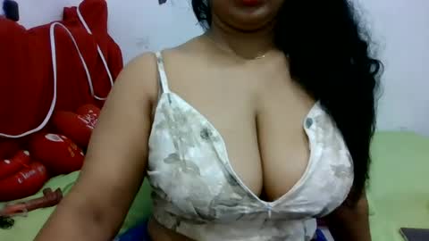 Snapshot of yourashawari chatting on 5, 7, 2026 yourashawari online show from 5, 7, 2026