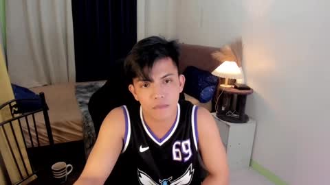 Snapshot of yourasian_bradley chatting on 27, 2, 2025 yourasian_bradley online show from 27, 2, 2025