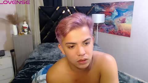 Snapshot of yourasian_bradley chatting on 25, 10, 2025 yourasian_bradley online show from 25, 10, 2025