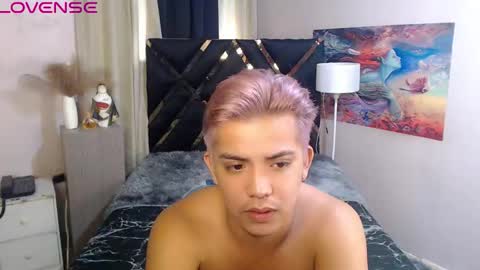 Snapshot of yourasian_bradley chatting on 28, 10, 2025 yourasian_bradley online show from 28, 10, 2025