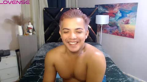 Snapshot of yourasian_bradley chatting on 29, 10, 2025 yourasian_bradley online show from 29, 10, 2025