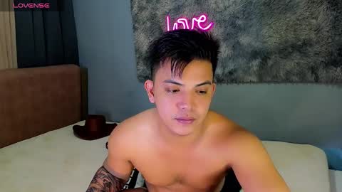 Snapshot of yourasian_bradley chatting on 17, 1, 2026 yourasian_bradley online show from 17, 1, 2026