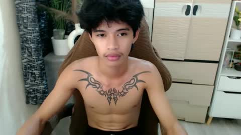 Snapshot of yourasian_eric chatting on 28, 2, 2026 yourasian_eric online show from 28, 2, 2026