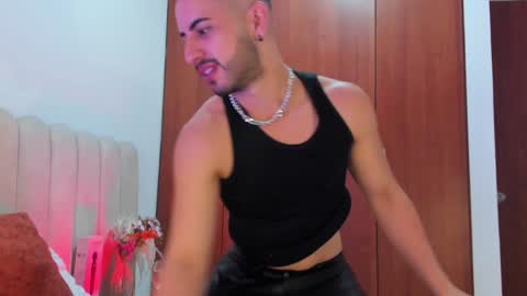 YOURBOYNEXTDOOR online show from 27, 12, 2024