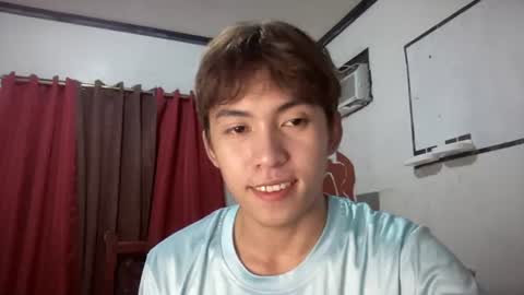 Snapshot of yourcummer_april chatting on 5, 7, 2026 April online show from 5, 7, 2026