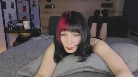 Snapshot of yourcutiegoth chatting on 15, 5, 2026 Vasilisa online show from 15, 5, 2026