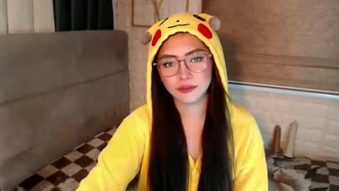 Snapshot of yourdevilsweettsx chatting on 7, 1, 2025 JEN online show from 7, 1, 2025