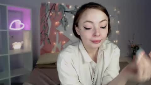 Snapshot of yourdreamcristal chatting on 25, 2, 2025 yourdreamcristal online show from 25, 2, 2025