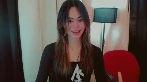 Snapshot of yourfavorateremi chatting on 20, 11, 2025 Remrem online show from 20, 11, 2025