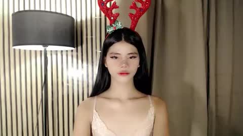 Vivian online show from 19, 12, 2025