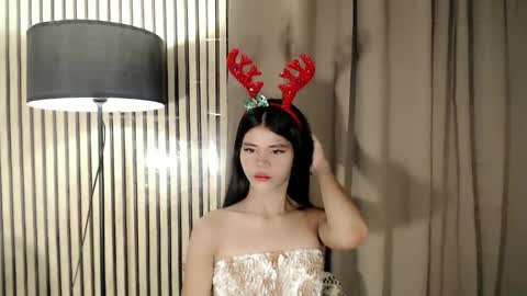 Vivian online show from 21, 12, 2025