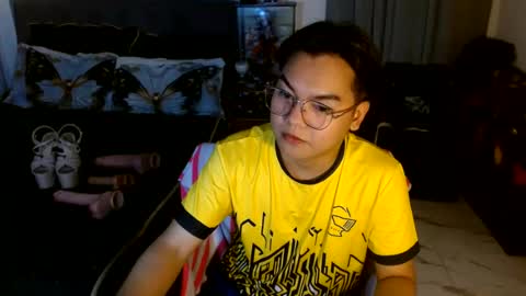 Snapshot of yourfemboitinydick chatting on 17, 6, 2026 Fem boi Nards online show from 17, 6, 2026