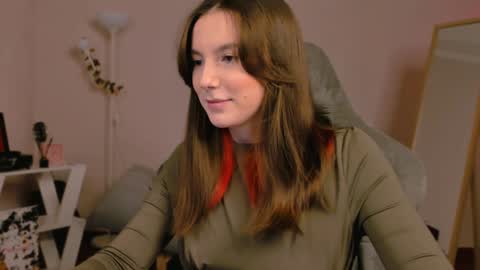 Chloe online show from 26, 1, 2025