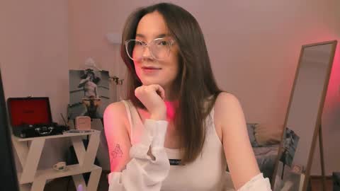 Chloe online show from 18, 2, 2025