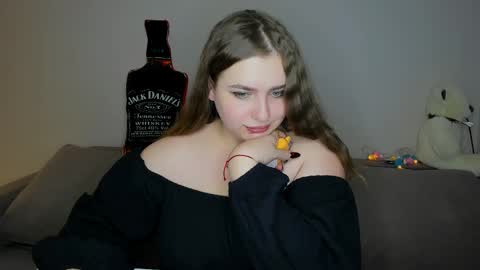 yourgem__ online show from 12, 12, 2024